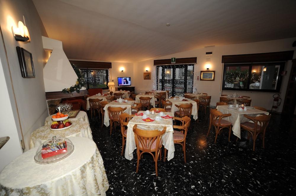 Hotel Svevia อัลตามูรา ภายนอก รูปภาพ